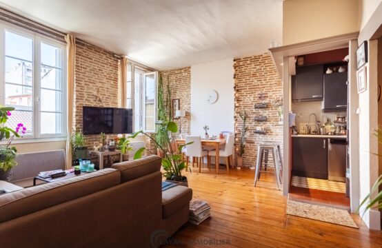Toulouse-Carnot-appartement type 3 rénové de 68 m2-VENDU